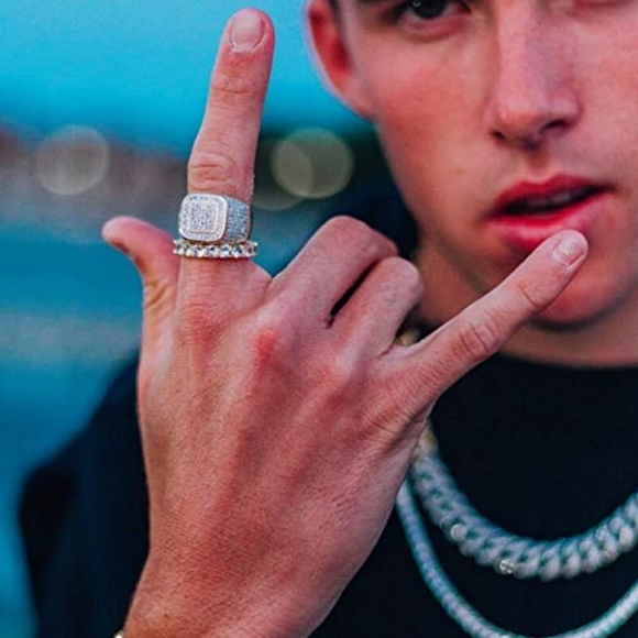 Luxury Style ICED Statement Ring 18k Gold ... - Picture 8 of 14